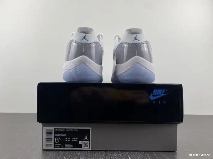 MaikeSneakers Jordan Grey Cement AV2187-140 Air Low 11 0618